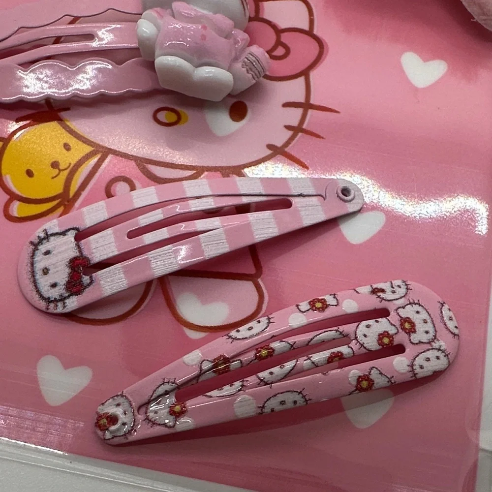 3/$15 🌼 Hello Kitty Pink and White Hair Clips Set